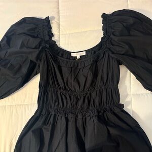 NWT House Of Harlow black puff sleeve stretch waist mini dress. pockets. Medium